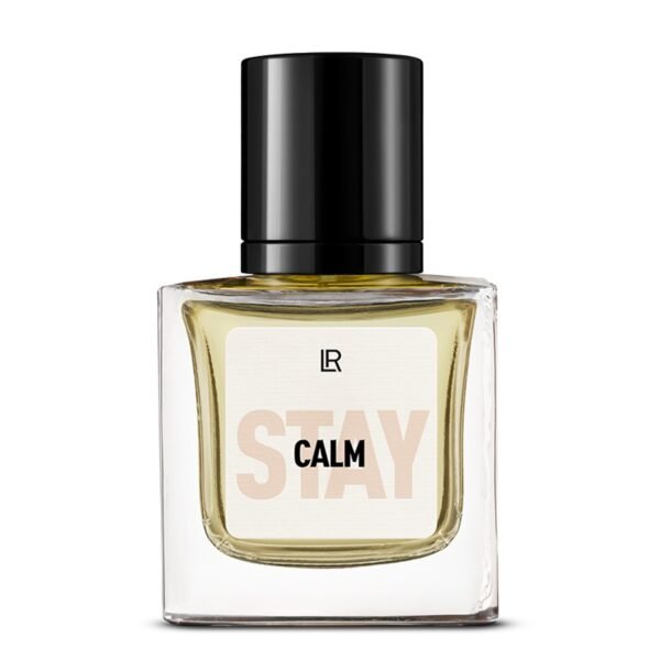 Bouteille du parfum LR STAY CALM, un parfum fruité-floral pour femme, qui évoque la sérénité et l'équilibre. Disponible sur produit-lr.fr.