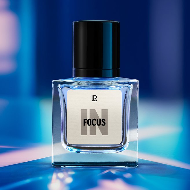 Bouteille du parfum LR IN FOCUS, un parfum fougère aromatique pour homme, inspirant la concentration et la clarté. Disponible sur produit-lr.fr